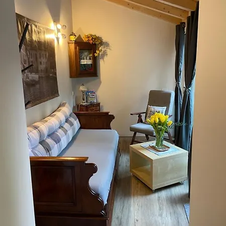 Apartamento Il Borghetto Di Torno Exterior foto