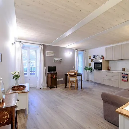 Apartamento Il Borghetto Di Torno Exterior foto